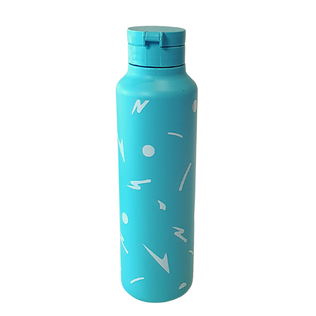 Australian made drink bottles are made of natural Sugar Cane. No plastic, no BPA, and No toxins. Light weight, sturdy and holds 750ml. Ocean Aqua colour.